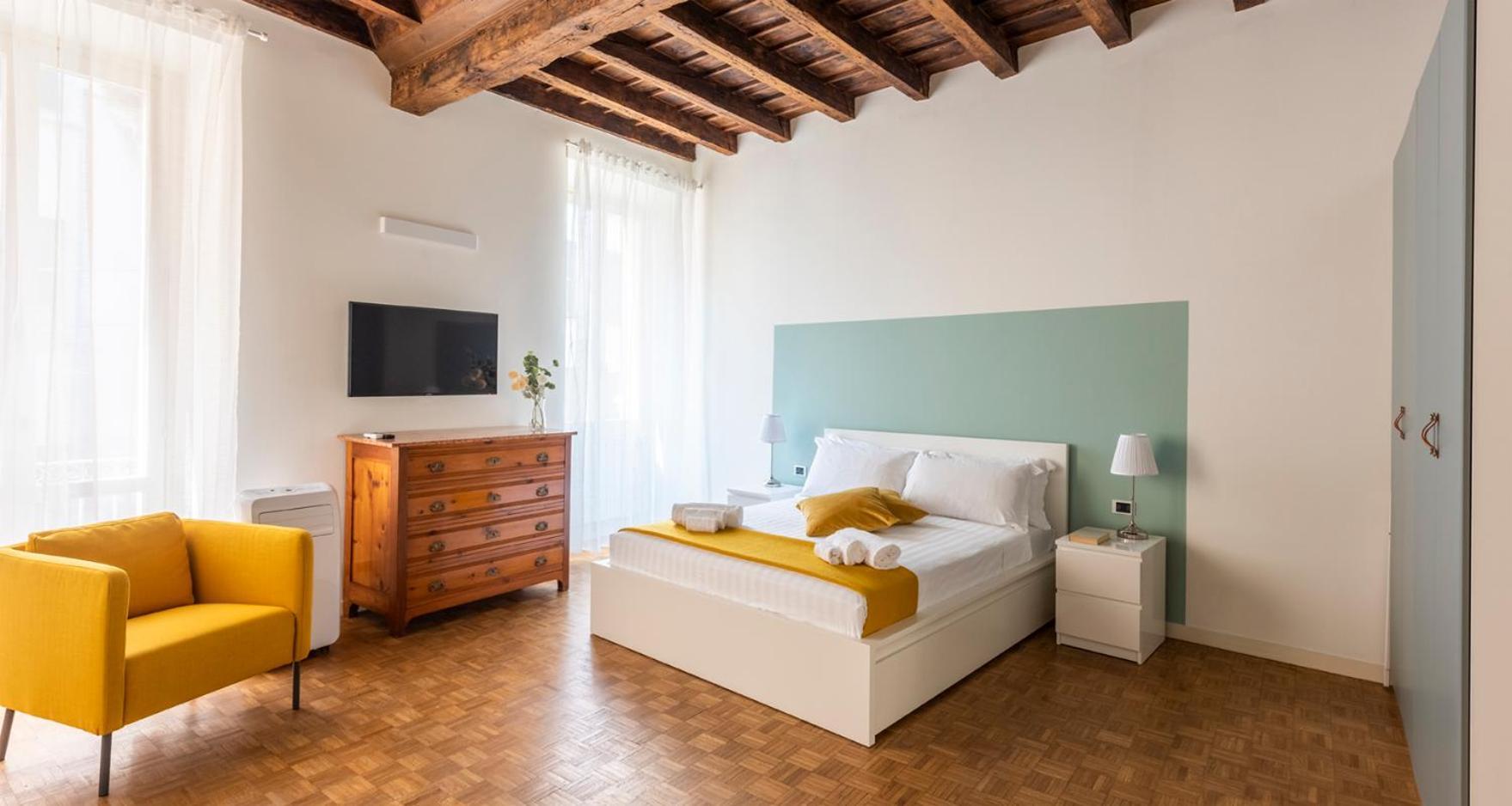 Charming Joivy Flat Next To Duomo Di Como Zewnętrze zdjęcie